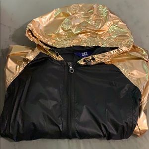 Good/Black windbreaker